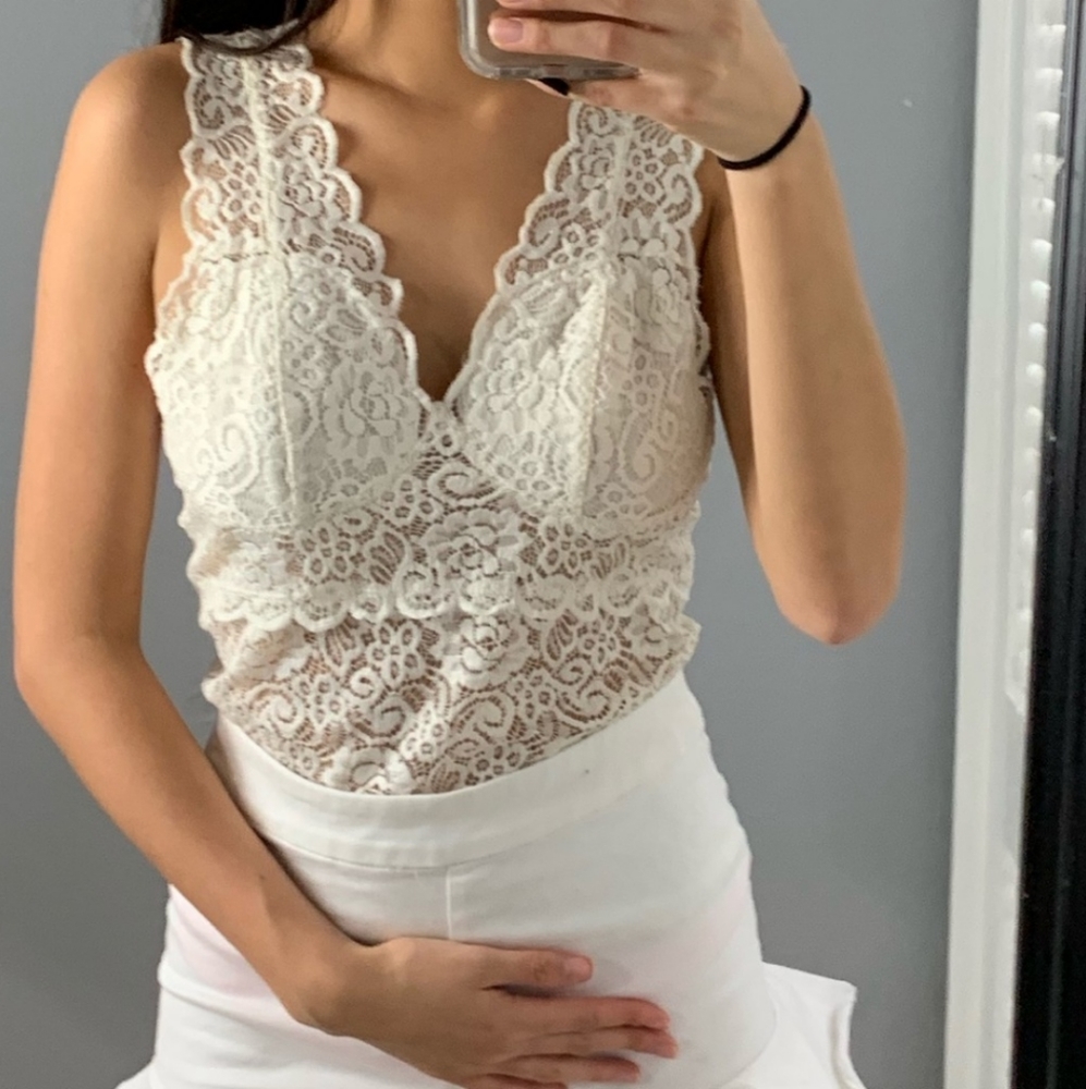LAST CHANCEOh Yes! Off-White Lace Tank Top
